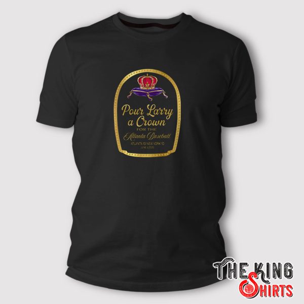 atlanta braves pour larry a crown shirt